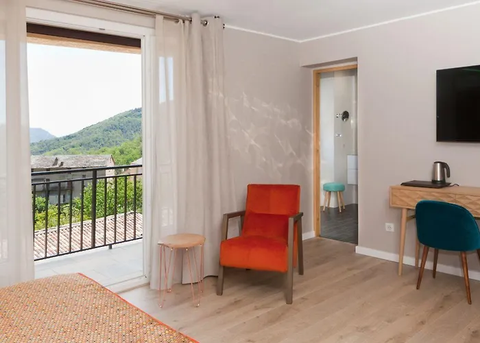 Apart Otel L'appollu 3*